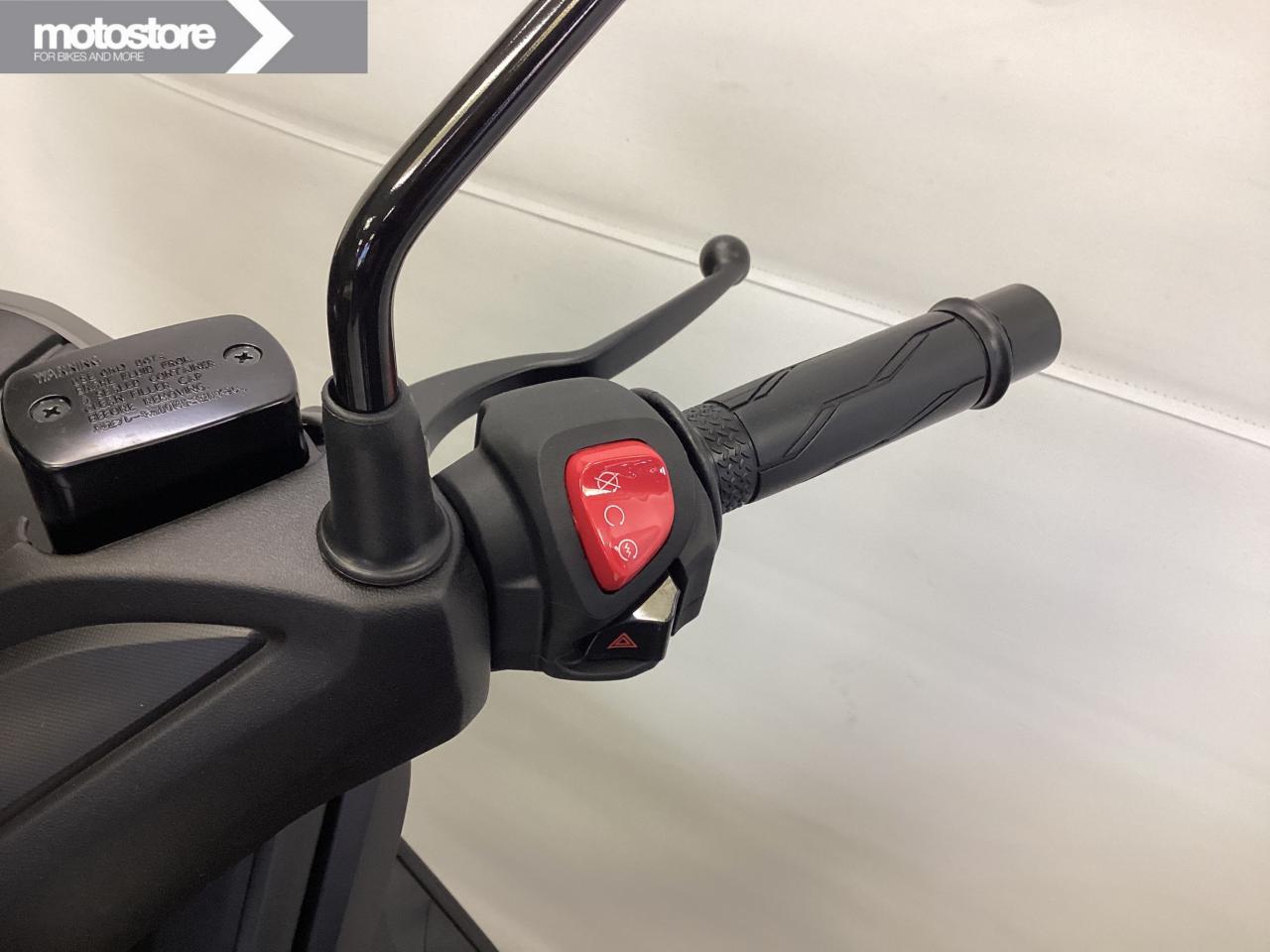 Yamaha 2026 X-MAX 300 ABS | Yamaha occasion