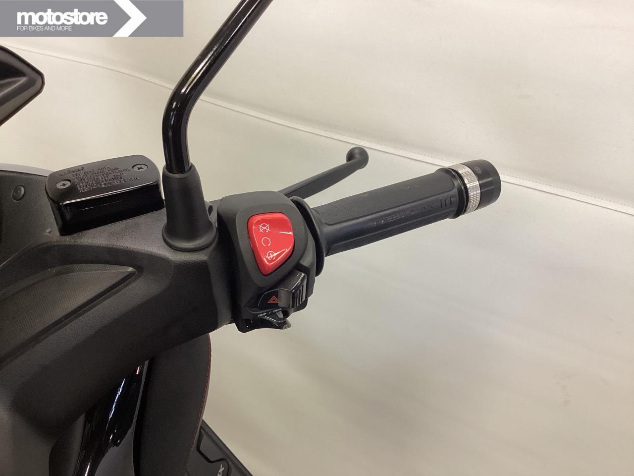 Yamaha 2022 X-MAX 300 TECH MAX | Yamaha occasion